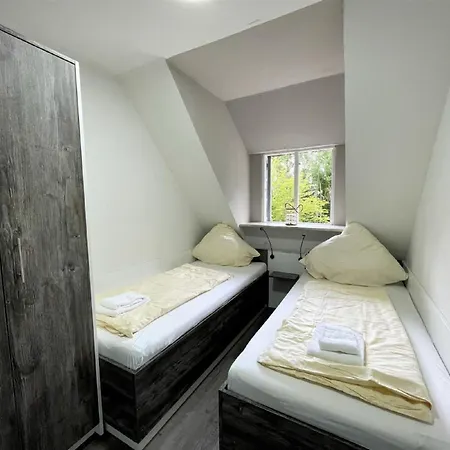 Appartement Herrenkoog Im Reetdachhaus Bongsiel *